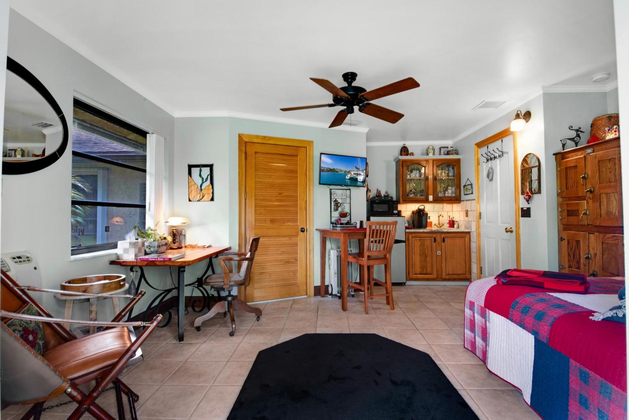 La Quiete Cove For One Bed and Breakfast Lake Worth Beach Exteriör bild